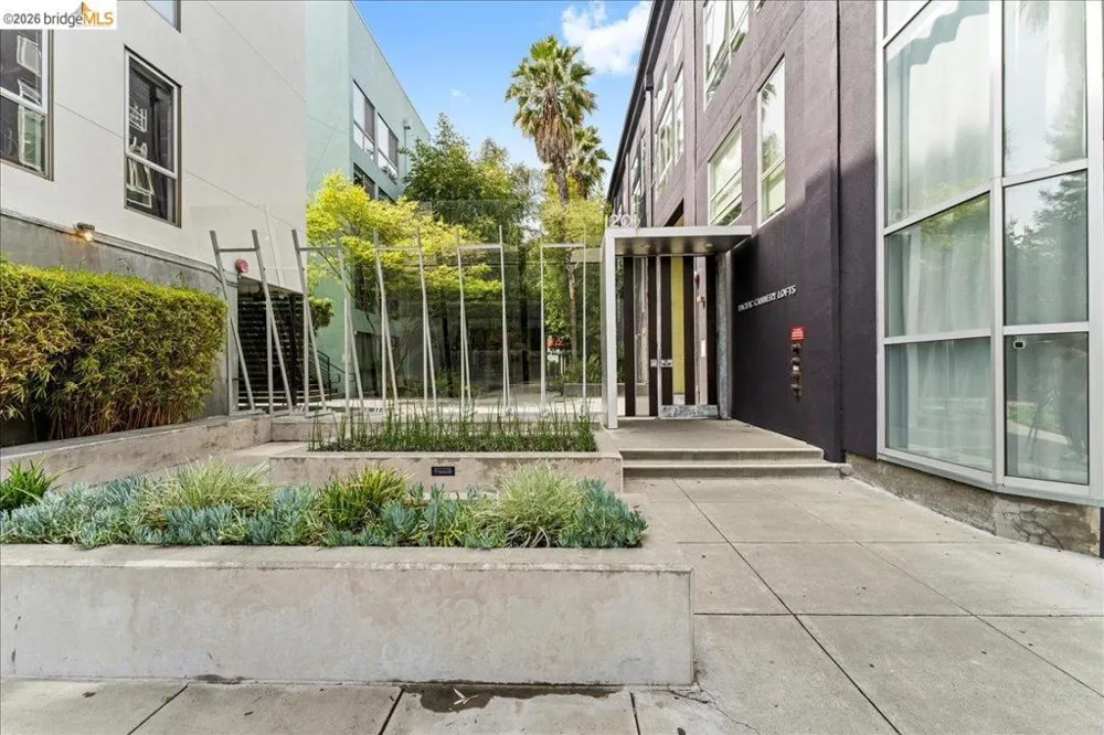 1201 Pine St #354 Oakland, CA 94607