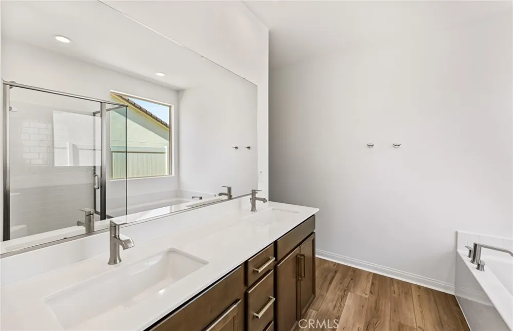 4057 Hudson Lane Lake Elsinore, CA 92530