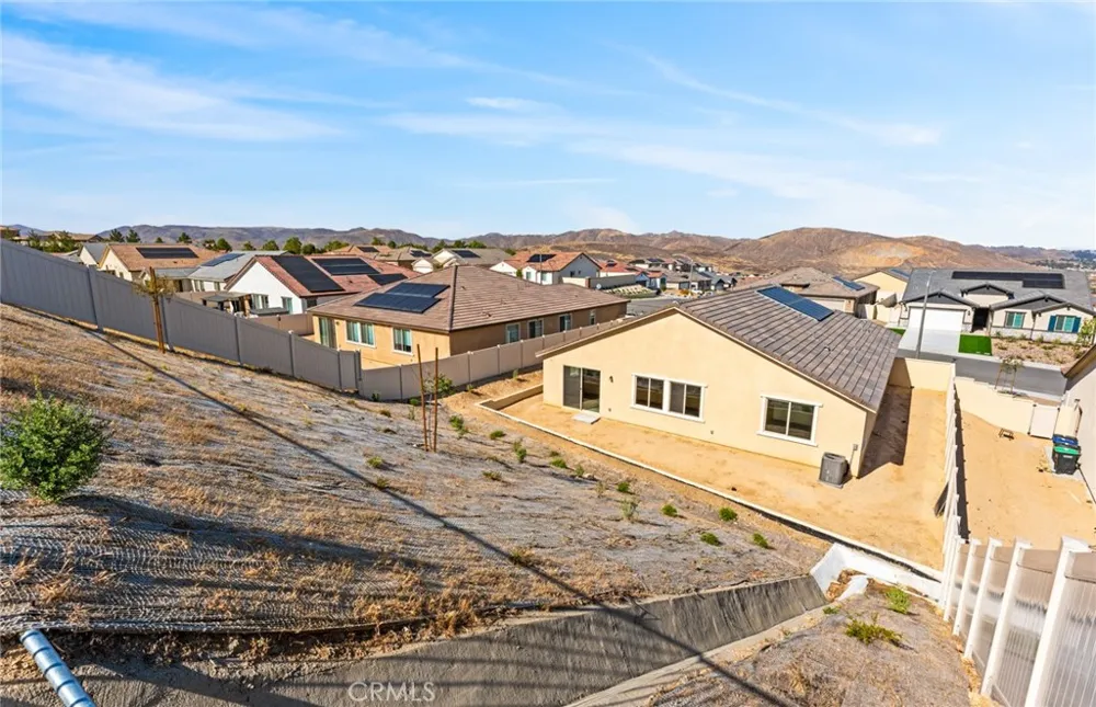 4057 Hudson Lane Lake Elsinore, CA 92530