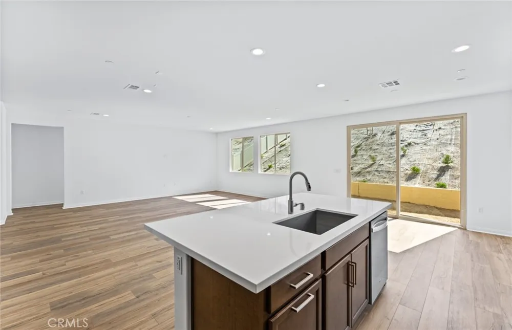 4057 Hudson Lane Lake Elsinore, CA 92530