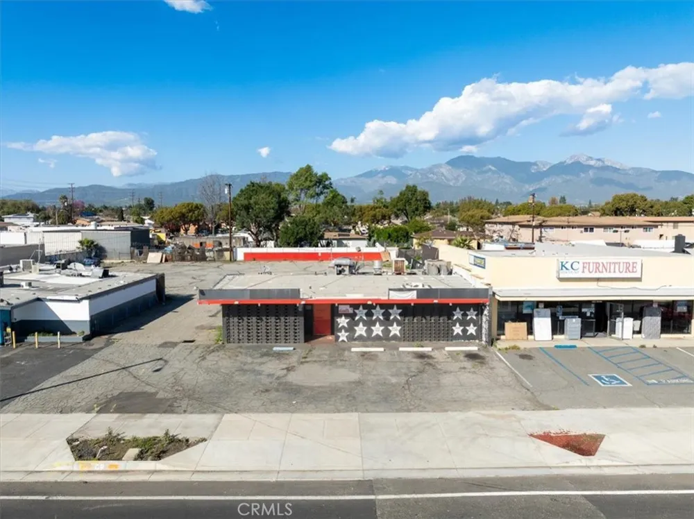 1528 W Holt Ontario, CA 91762