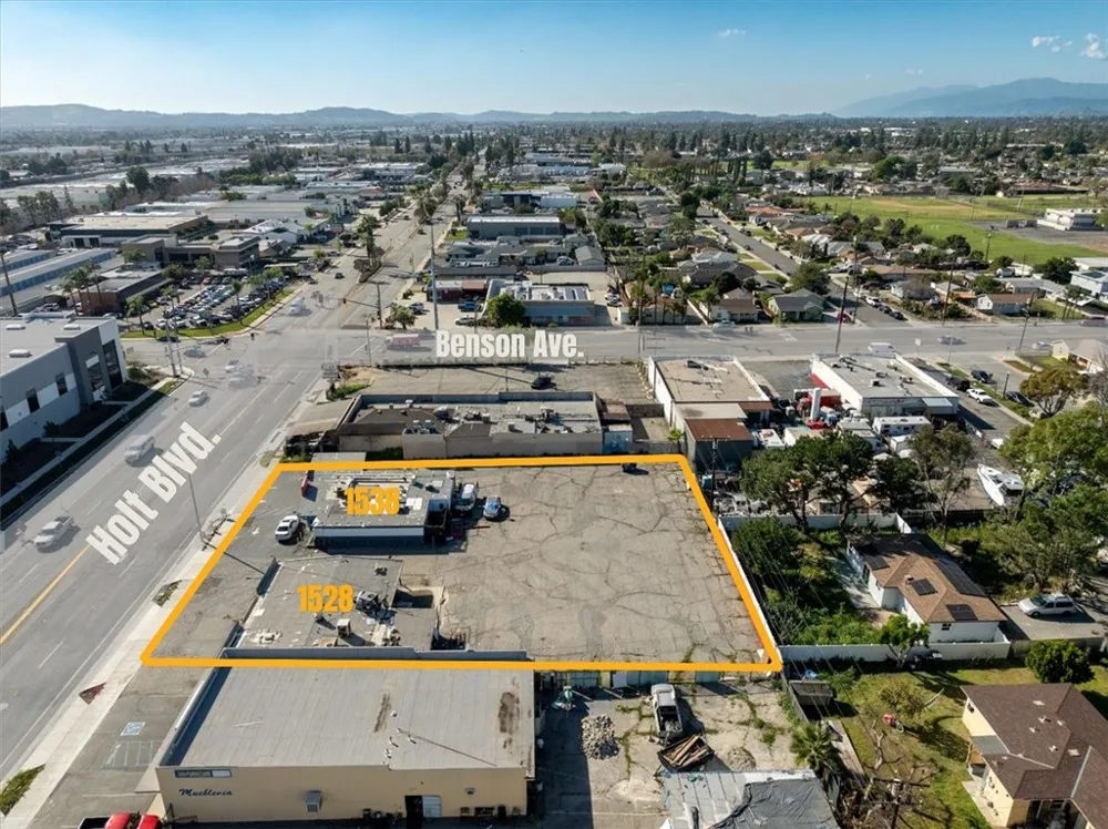 1528 W Holt Ontario, CA 91762