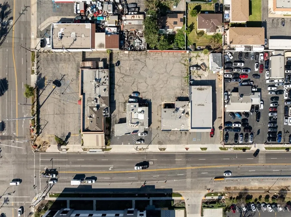 1528 W Holt Ontario, CA 91762