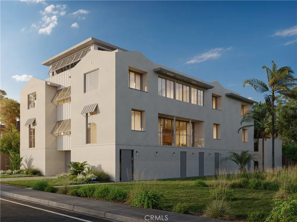 315 University Drive Costa Mesa, CA 92627