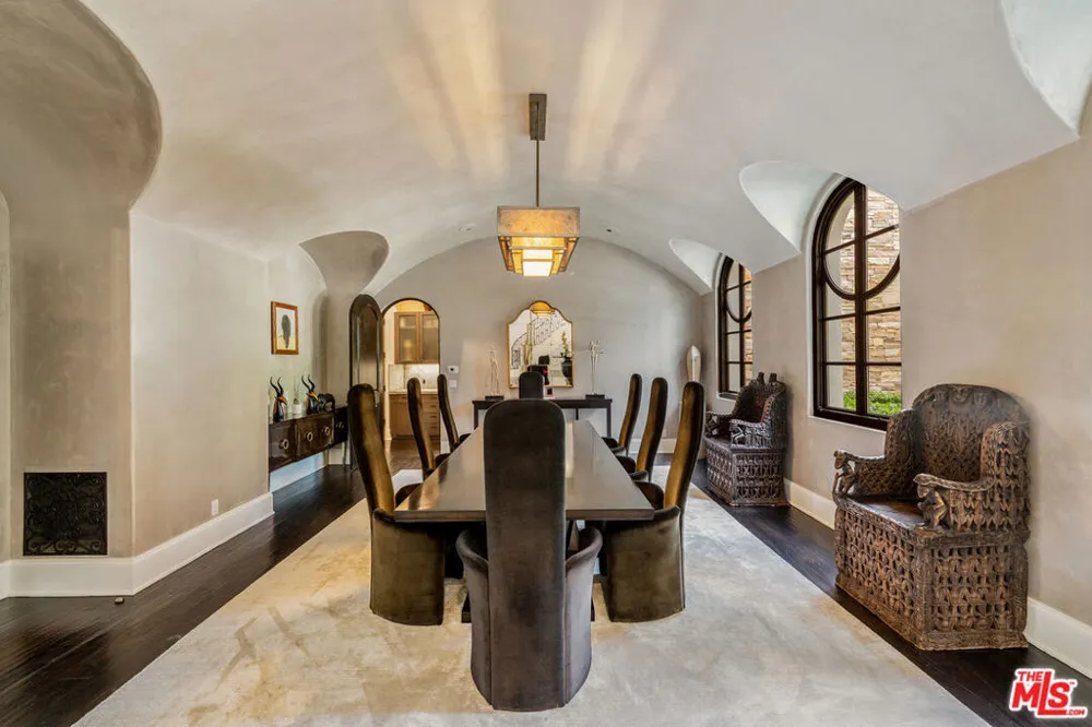 12705 Chalon Road Los Angeles, CA 90049