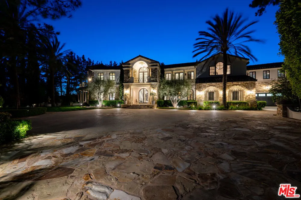 12705 Chalon Road Los Angeles, CA 90049