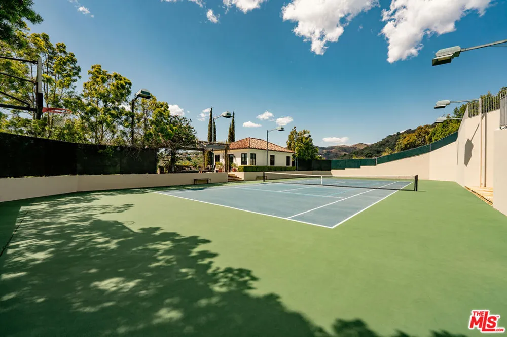 12705 Chalon Road Los Angeles, CA 90049