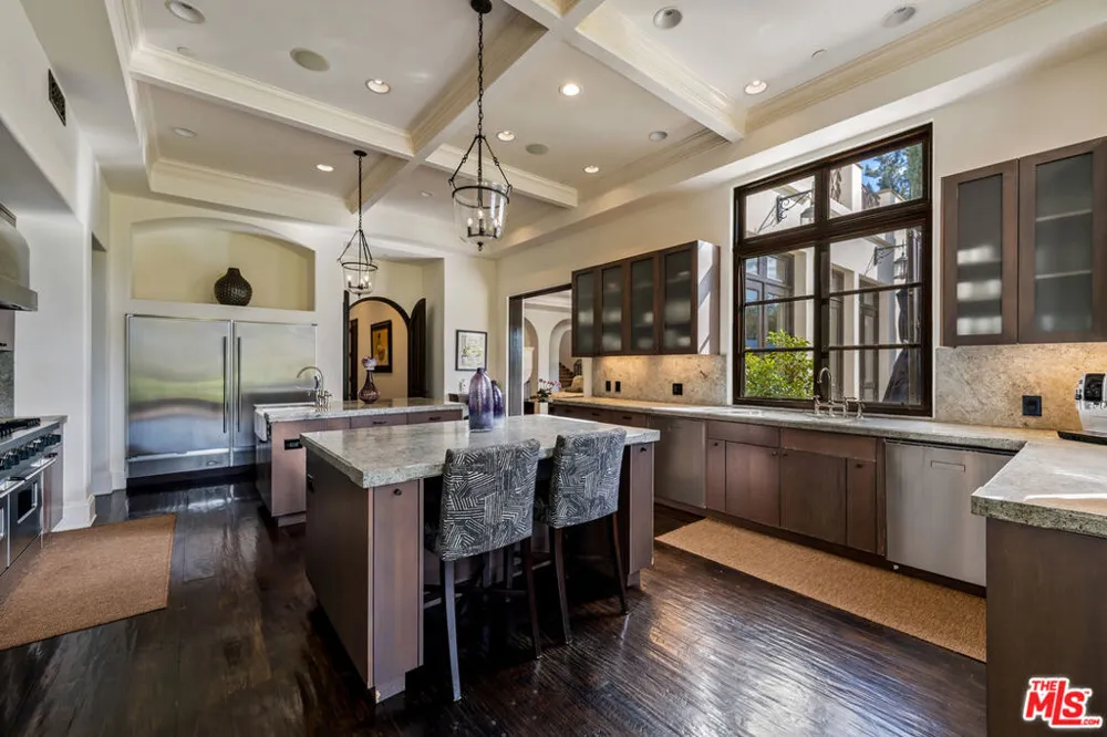 12705 Chalon Road Los Angeles, CA 90049