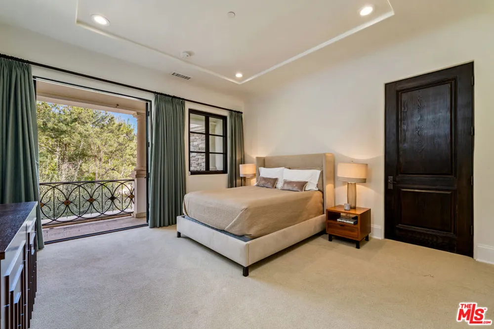 12705 Chalon Road Los Angeles, CA 90049