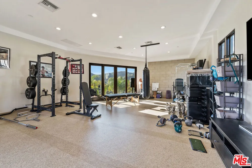 12705 Chalon Road Los Angeles, CA 90049