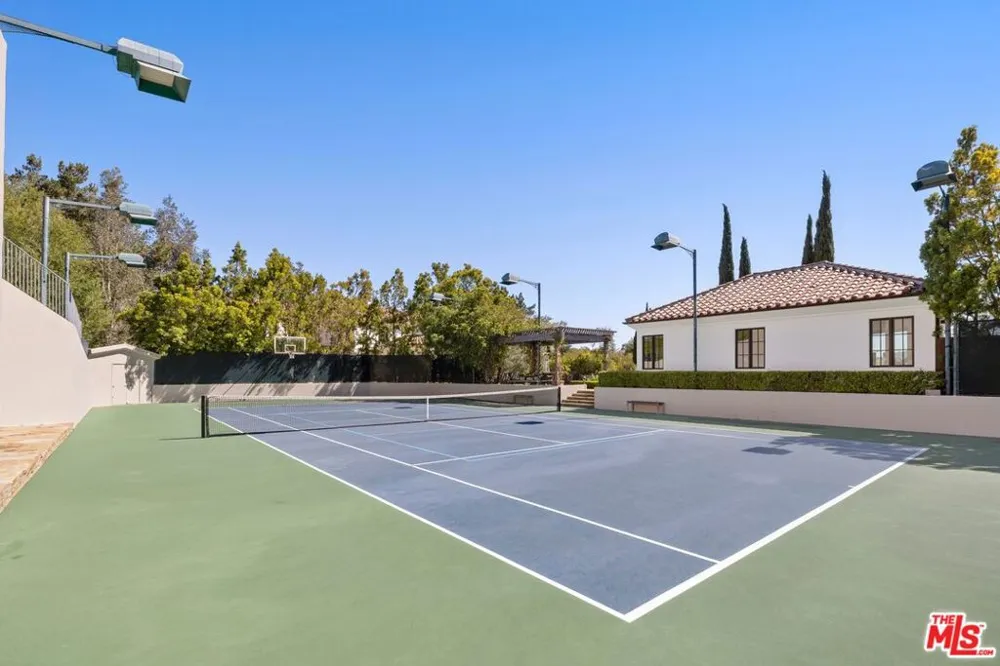 12705 Chalon Road Los Angeles, CA 90049