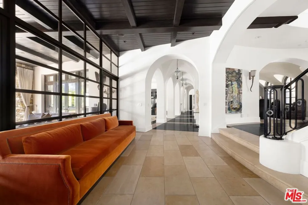 12705 Chalon Road Los Angeles, CA 90049