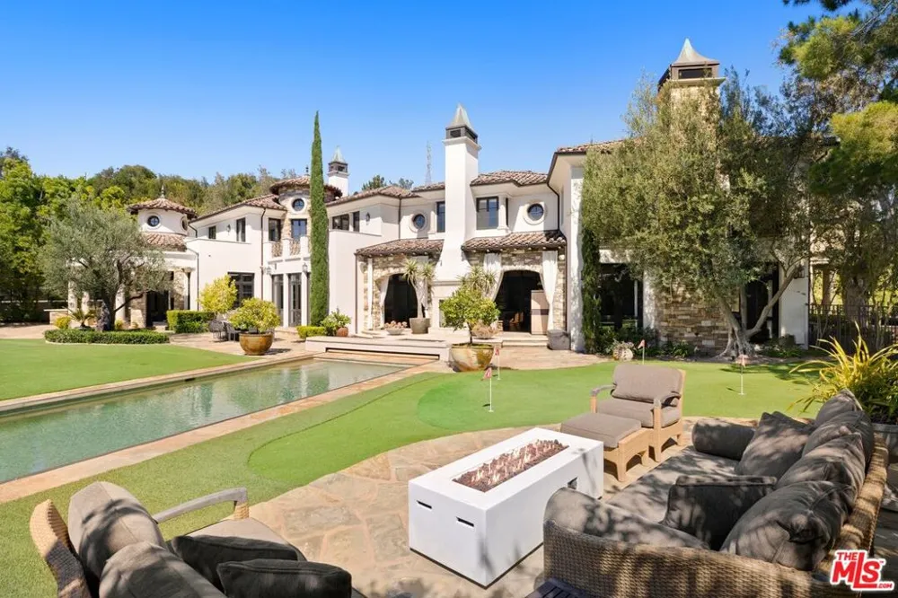 12705 Chalon Road Los Angeles, CA 90049
