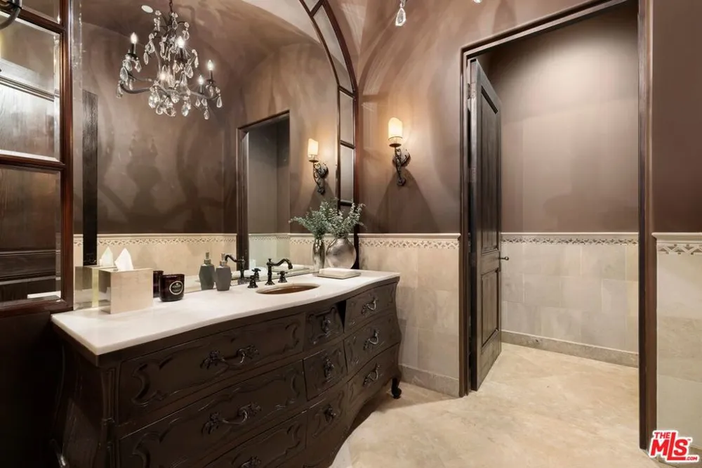 12705 Chalon Road Los Angeles, CA 90049
