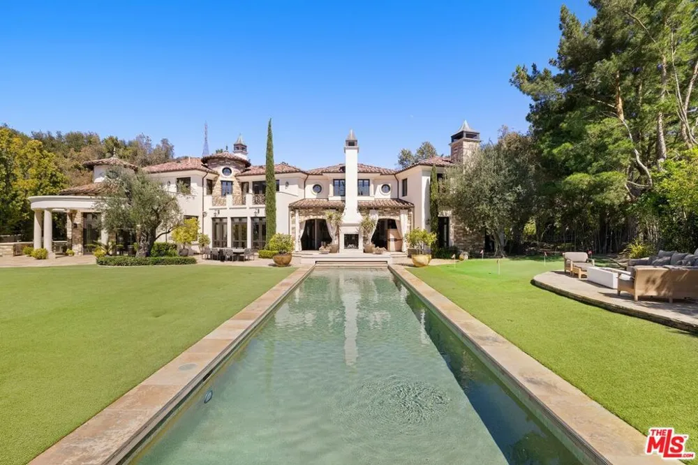12705 Chalon Road Los Angeles, CA 90049
