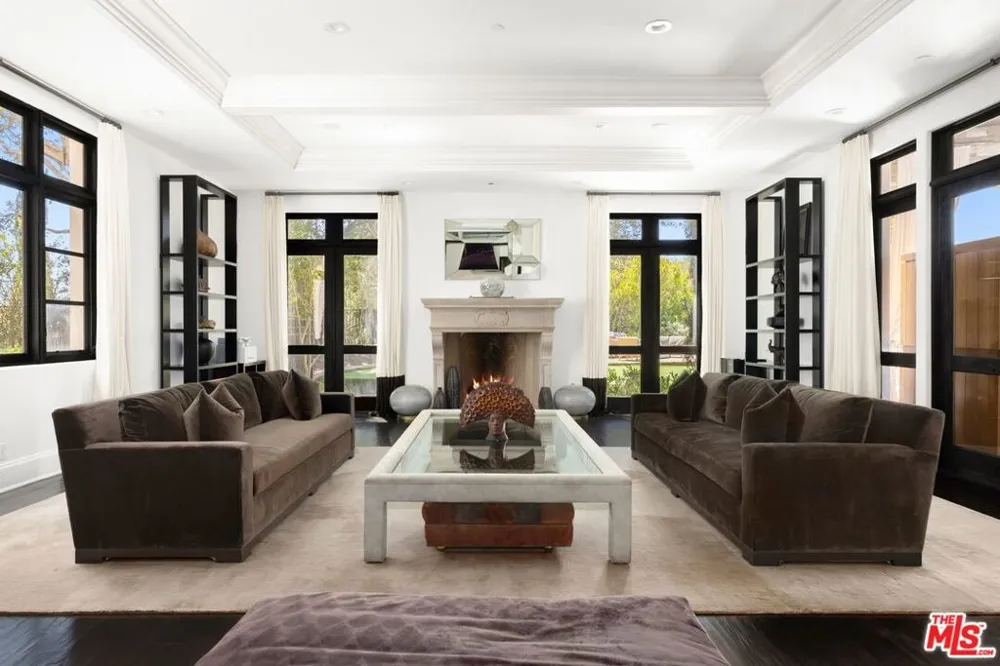 12705 Chalon Road Los Angeles, CA 90049