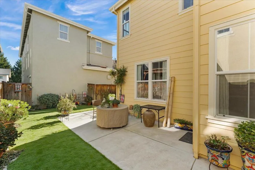 704 Tennyson Drive Gilroy, CA 95020
