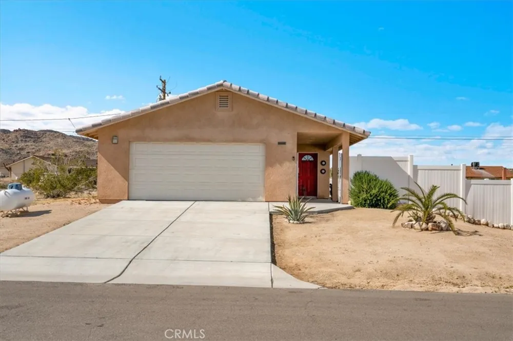 6752 Manzanita Avenue 29 Palms, CA 92277