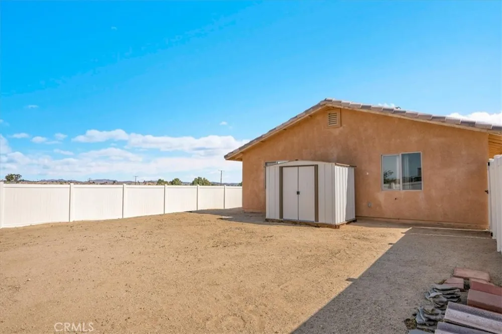 6752 Manzanita Avenue 29 Palms, CA 92277