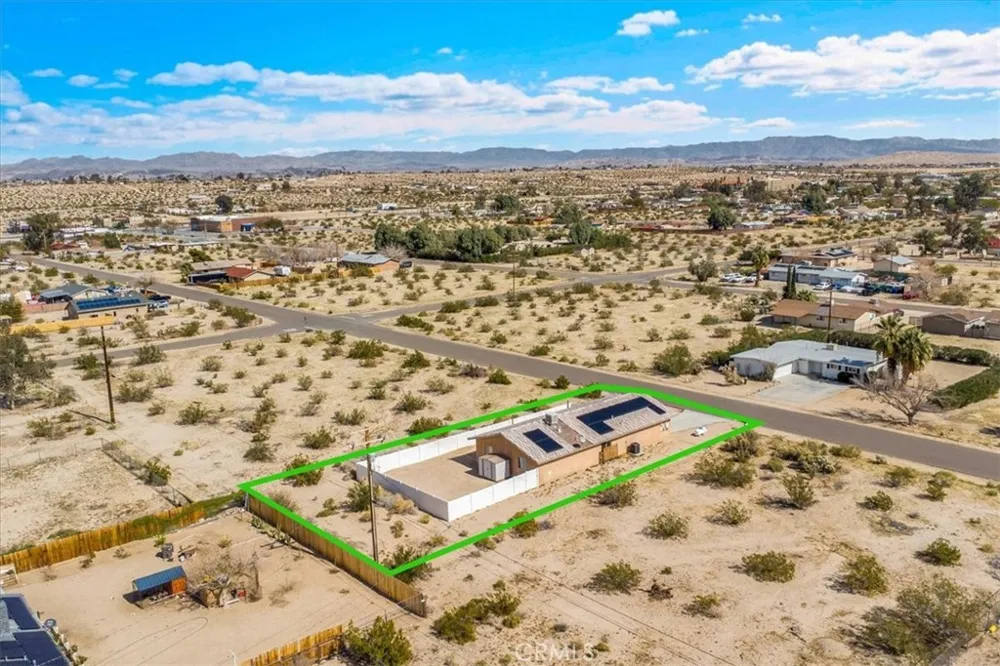 6752 Manzanita Avenue 29 Palms, CA 92277