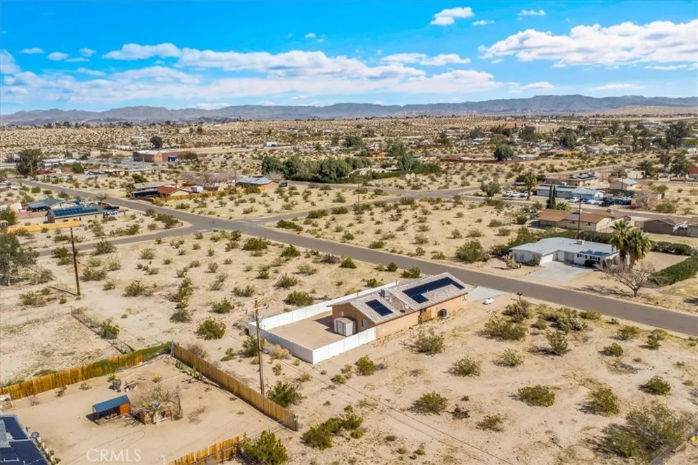 6752 Manzanita Avenue 29 Palms, CA 92277
