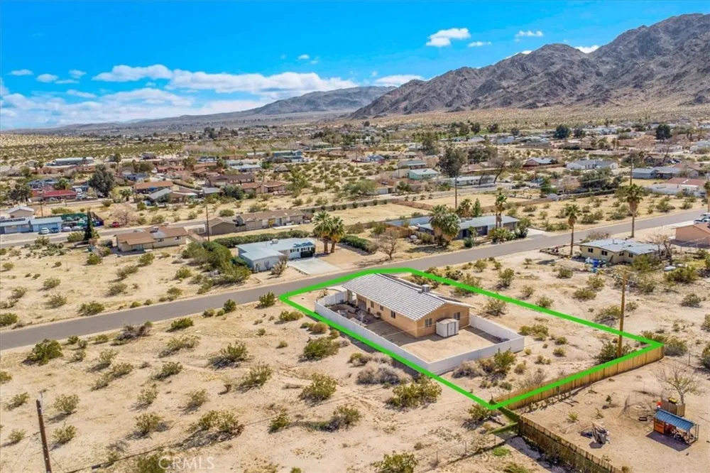 6752 Manzanita Avenue 29 Palms, CA 92277