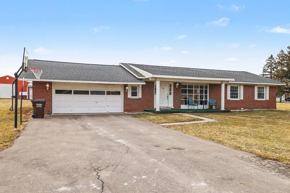 11329 Crowe Road Milan, MI 48160