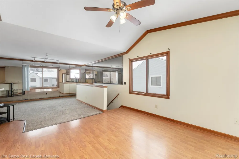 64 Rosebud Lane Mt Clemens City, MI 48043