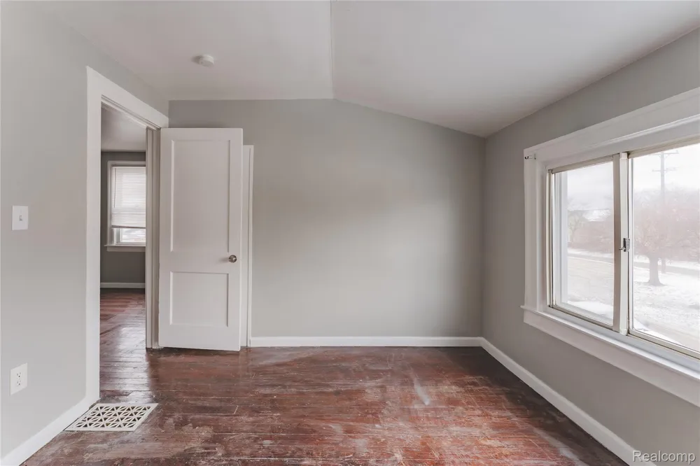 1623 Electric Avenue Lincoln Park City, MI 48146