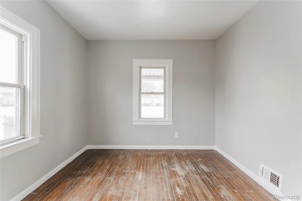 1623 Electric Avenue Lincoln Park City, MI 48146