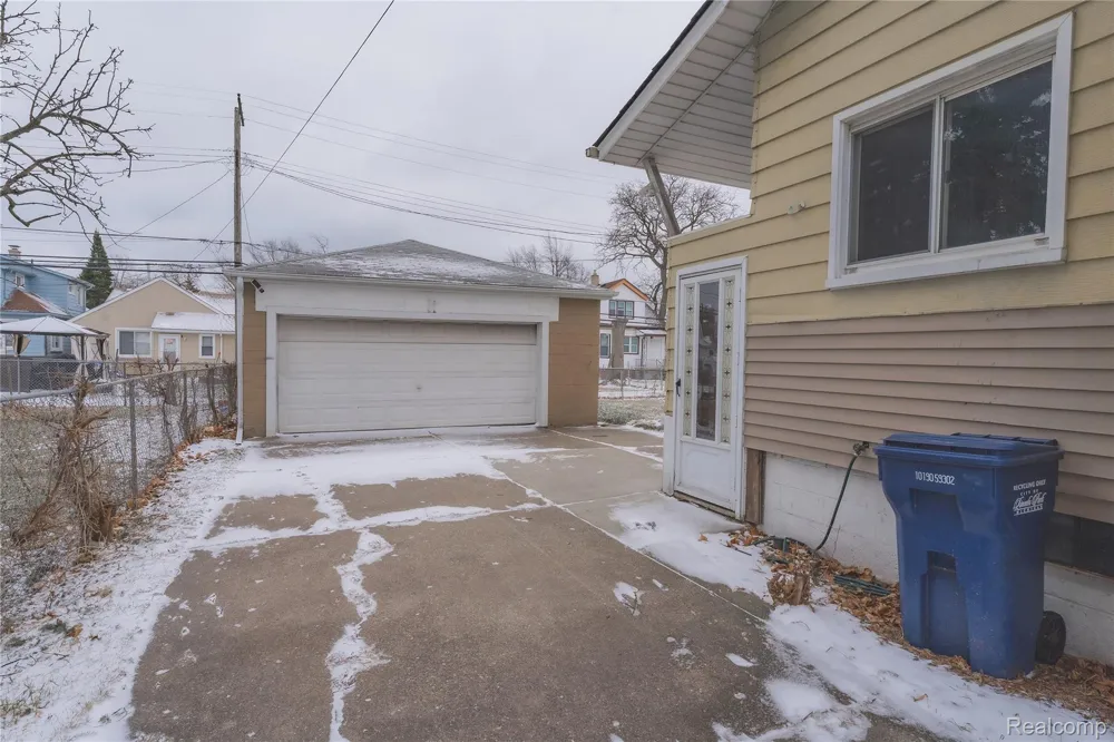 1623 Electric Avenue Lincoln Park City, MI 48146