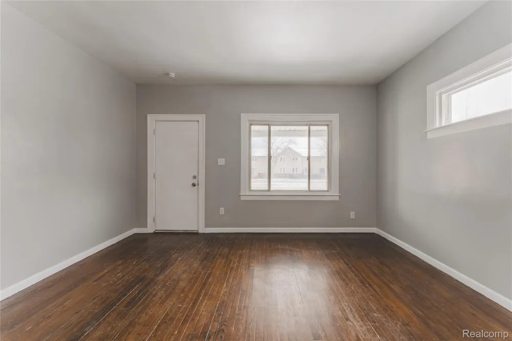 1623 Electric Avenue Lincoln Park City, MI 48146