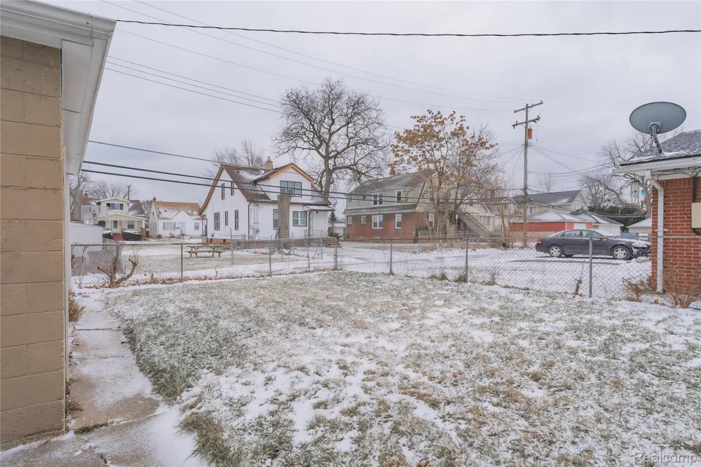 1623 Electric Avenue Lincoln Park City, MI 48146