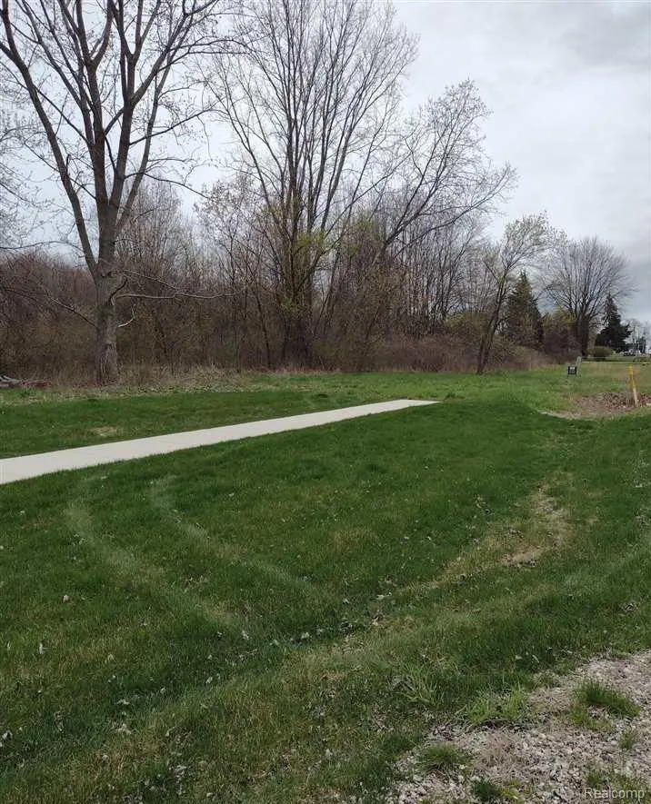 Cotton Road Chesterfield Township, MI 48047