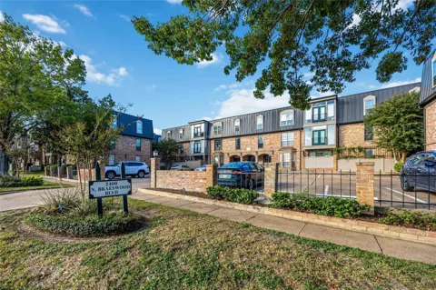 2400 Braeswood Boulevard #106