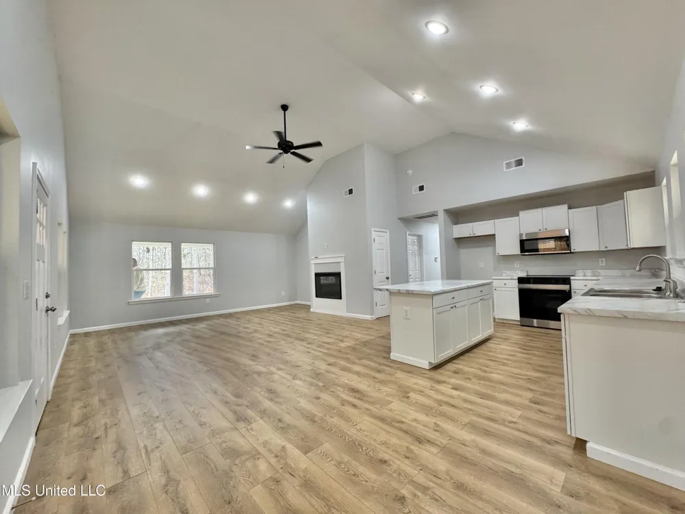 68 River Bend Park Drive Iuka, MS 38852