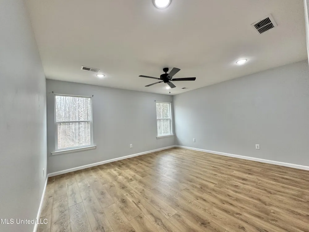68 River Bend Park Drive Iuka, MS 38852