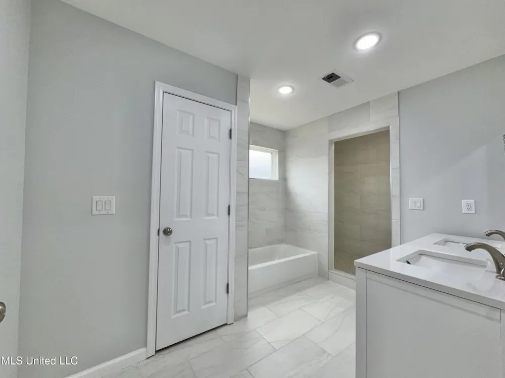 68 River Bend Park Drive Iuka, MS 38852