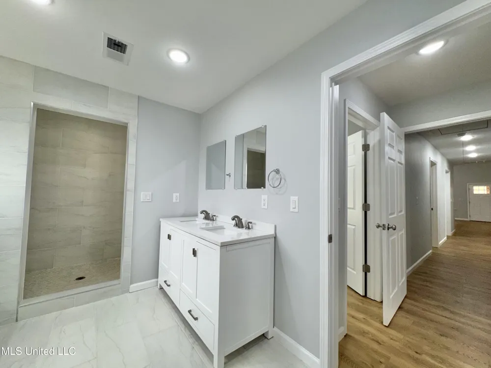 68 River Bend Park Drive Iuka, MS 38852