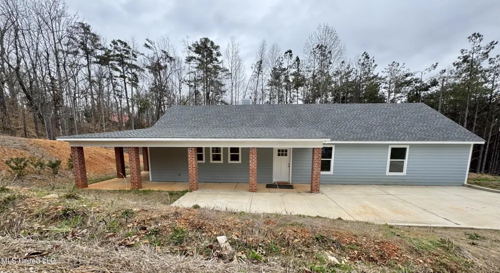 68 River Bend Park Drive Iuka, MS 38852