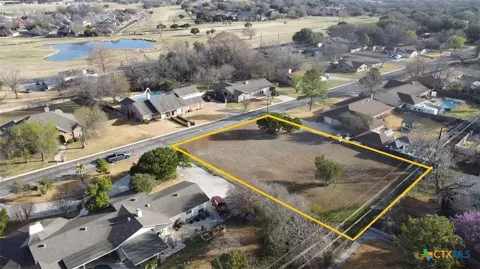 511 White Oak Lane