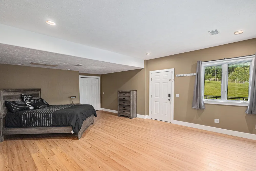 5575 M 72 Clearwater Township, MI 49690