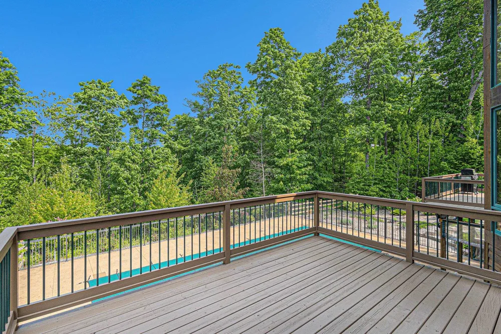 5575 M 72 Clearwater Township, MI 49690