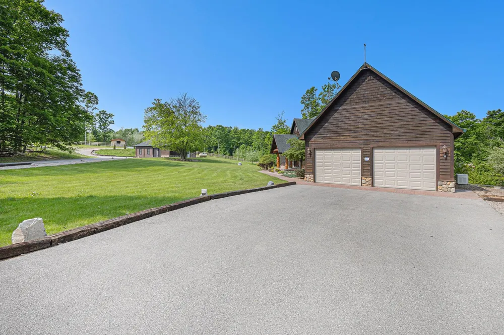 5575 M 72 Clearwater Township, MI 49690