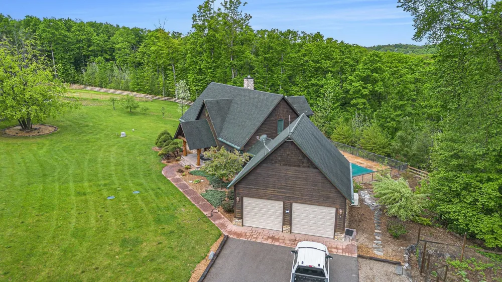 5575 M 72 Clearwater Township, MI 49690