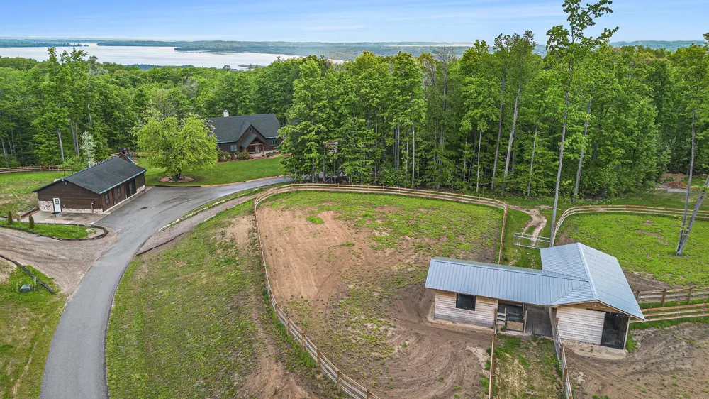5575 M 72 Clearwater Township, MI 49690