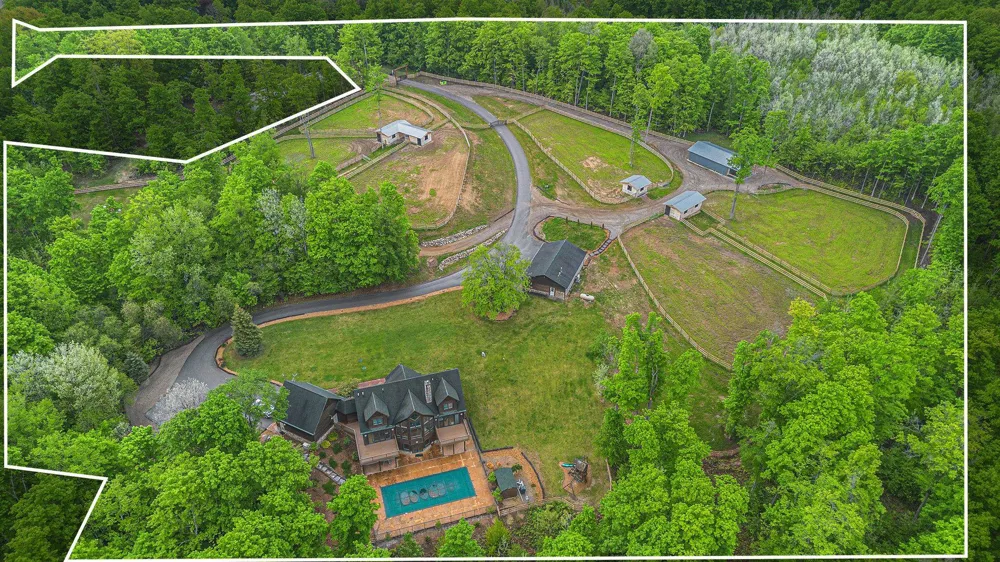 5575 M 72 Clearwater Township, MI 49690