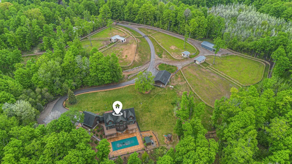 5575 M 72 Clearwater Township, MI 49690