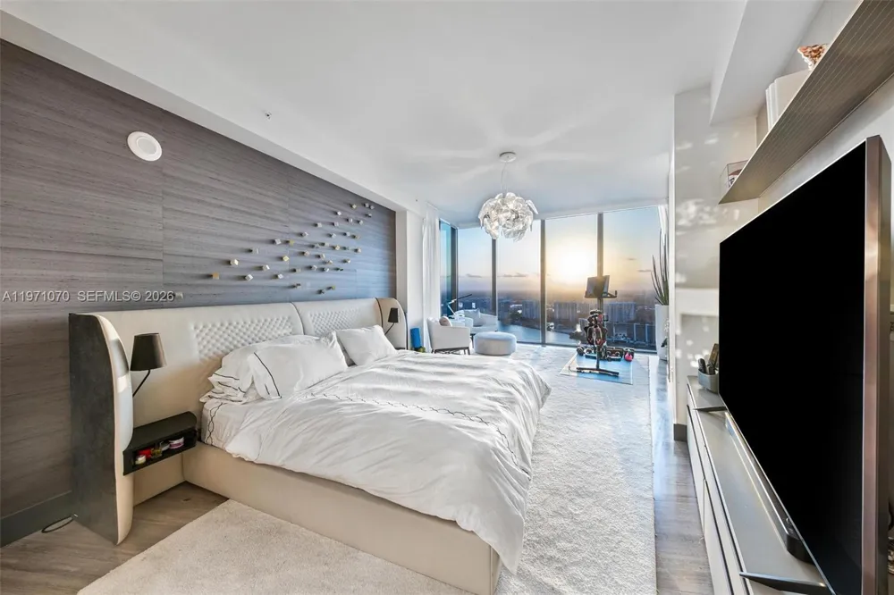 18555 Collins Ave #5003 Sunny Isles Beach, FL 33160
