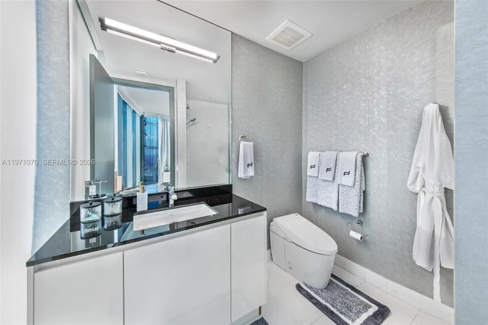 18555 Collins Ave #5003 Sunny Isles Beach, FL 33160